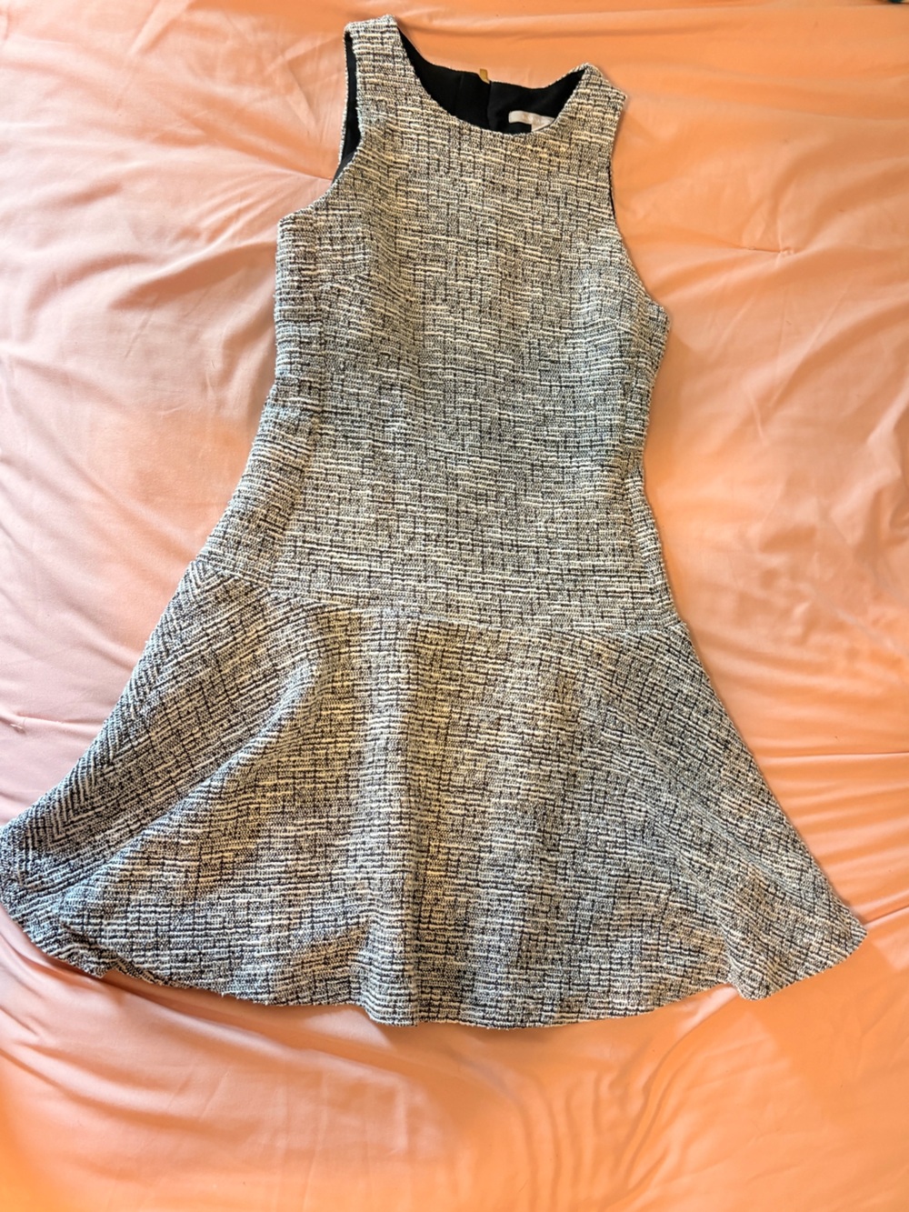 Sleeveless Black & White Textured fancy Dress, size small, banana republic